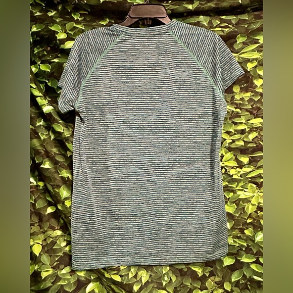 Athletic Collection Workout T Shirt Green Blue Teal Womens XL - Picture 3 of 5